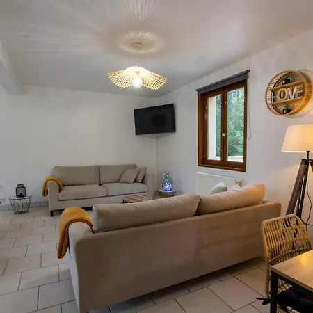 Maison En Foret, Animaux Et Parking - 8 Pers. * Les Eyzies