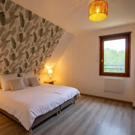 Maison En Foret, Animaux Et Parking - 8 Pers. *